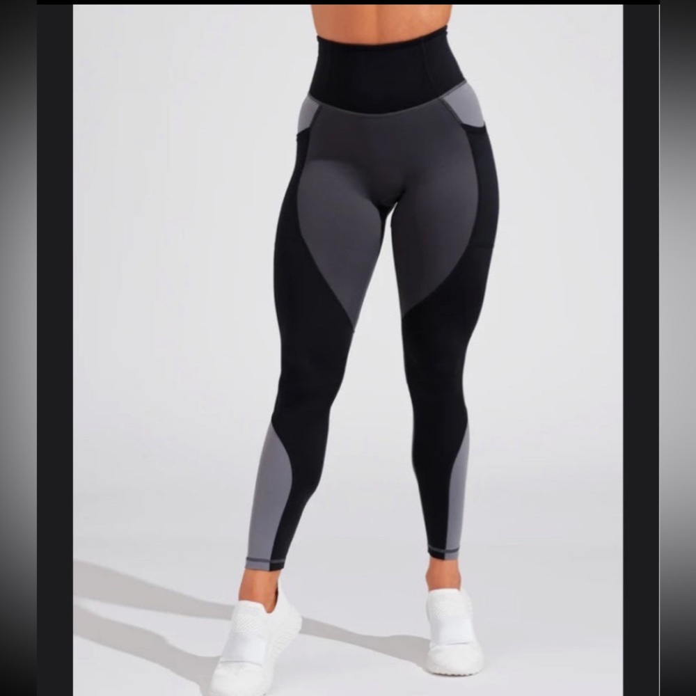 Journey Legging by Buffbunny